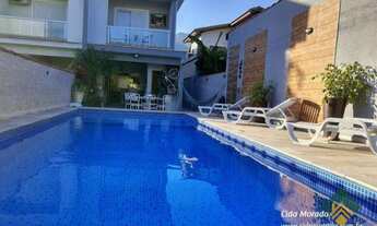 Imagem: Casa com 3 quartos, 180,00m², à venda