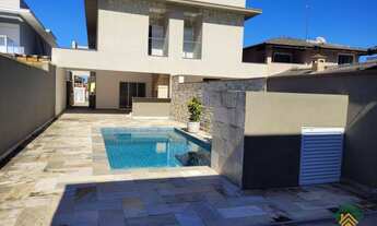 Imagem: Casa com 3 quartos, 200m², à venda em