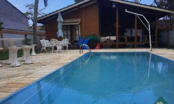 Imagem: Casa com 4 quartos, 170,00m², à venda