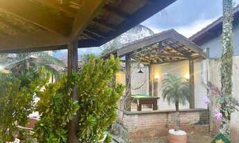 Imagem: Casa com 4 quartos, 260,00m², à venda