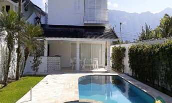 Imagem: Casa com 4 quartos, 275,00m², à venda