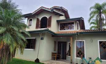 Imagem: Casa com 4 quartos, 234,00m², à venda