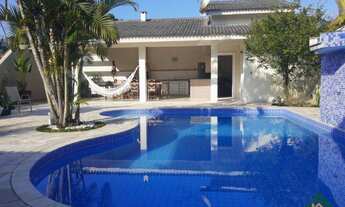 Imagem: Casa com 6 quartos, 350,00m², à venda