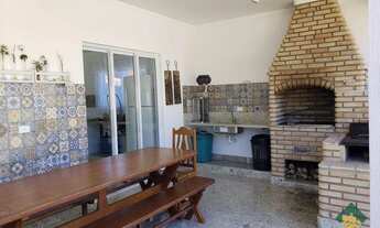 Imagem: Casa com 6 quartos, 290m², à venda em