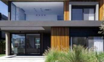 Imagem: Casa com 5 quartos, 311 00m², à venda