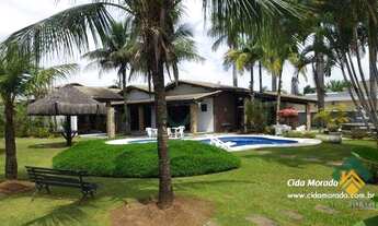 Imagem: Casa com 6 quartos, 432,76m², à venda