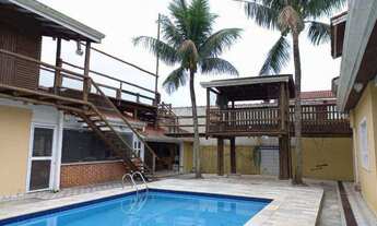 Imagem: Casa com 6 quartos, 527m², à venda em