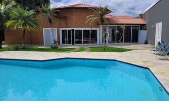 Imagem: Casa com 4 quartos, 299m², à venda em