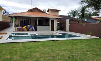 Imagem: Casa com 4 quartos, 220,00m2m², à venda