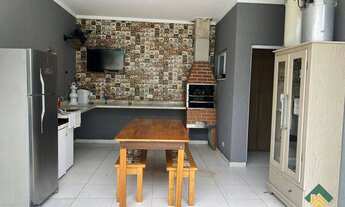 Imagem 3: Ótimo sobrado com três dormitórios