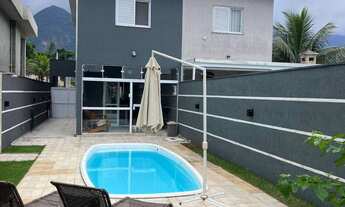 Imagem 1: Ótimo sobrado com três dormitórios