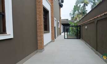 Imagem 2: Sobrado à venda em Bertioga, Morada da Praia, com 5 quartos, 325m²