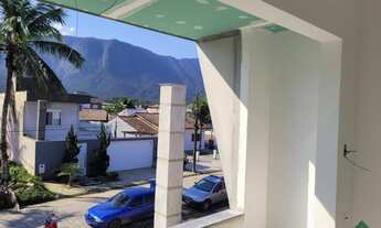 Imagem: Sobrado com 3 quartos, 252,00m², à venda