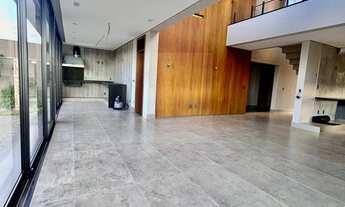 Imagem: Vende-se casa em 400 m2, 3 suites em Condominio