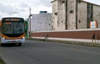 Imagem 2: Apartamento 3 dormitórios para Venda em Olinda / PE no bairro Rio Doce