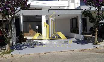 Imagem: Casa Térrea no Condomínio Horto Florestal