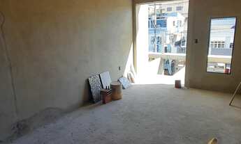 Imagem 5: Casa 2 quartos com suíte, varanda, quintal nos fundos e na frente com 2 vagas