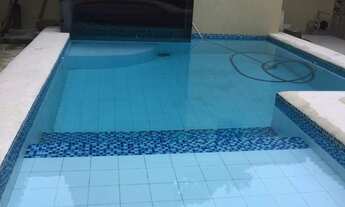 Imagem 2: Excelente casa de 5 quartos e 3 suítes com piscina em Camboinhas Niterói