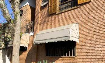 Imagem 3: Casa à venda em Embu das Artes, Embuema, com 4 quartos, 253,53m²