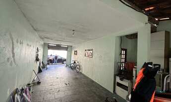 Imagem 4: Casa à venda em Embu das Artes, Jardim Sílvia, com 3 quartos, 172,33m²