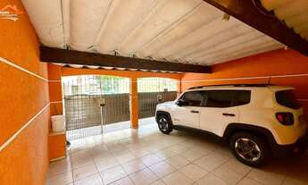 Imagem 2: Casa à venda em Embu das Artes, Jardim Pinheirinho, com 2 quartos, 118,78m²