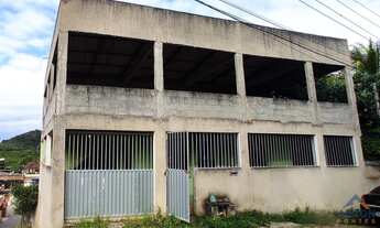 Imagem: Casa Duplex com 2 Quartos à Venda no Bairro