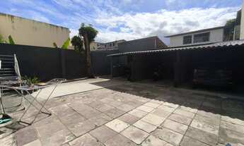 Imagem 2: Casa Duplex com 5 Quartos para Locação Anual em Itapebussu - Guarapari/ES