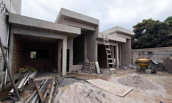 Imagem: Casa Linear com 3 Quartos à Venda em Praia