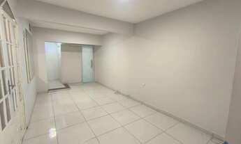 Imagem: Casa no 2° Pavimento com 2 Quartos para