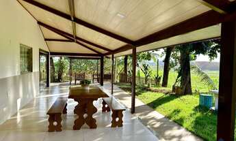 Imagem 3: Chácara com excelente casa, composta de 4 quartos, Localizada entre a Praia de Ubú e Jabaq