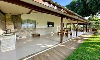 Imagem 1: Chácara com excelente casa, composta de 4 quartos, Localizada entre a Praia de Ubú e Jabaq