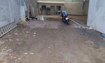 Imagem 2: Galpão Comercial com 360m² para Locação no Bairro Praia do Morro - Guarapari/ES