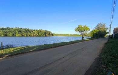 Imagem 2: Lote com 396m² à Venda de Frente p/ Lagoa no Início da Enseada Azul - Guarapari/ES