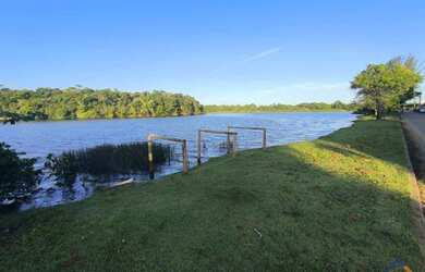 Imagem: Lote com 396m² à Venda de Frente p/ Lagoa