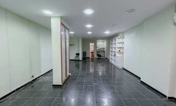 Imagem: Loja Comercial à Venda no Centro de Guarapari/ES