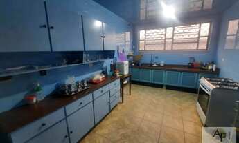 Imagem 5: Casa Comercial para Venda em Goiânia, SETOR AEROPORTO, 4 dormitórios, 1 suíte, 3 banheiros