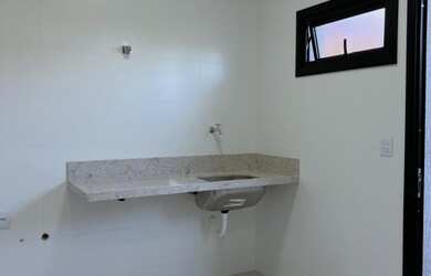 Imagem 6: Sobrado em Condomínio para Venda em Aparecida de Goiânia, Jardins Sevilha, 4 dormitórios