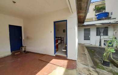 Imagem 3: Casa à venda em Barbacena, Centro, com 2 quartos, 140m²