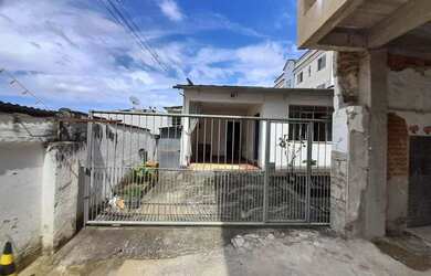 Imagem 4: Casa à venda em Barbacena, Centro, com 2 quartos, 140m²