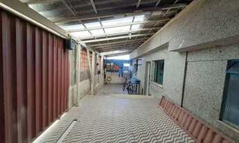 Imagem 2: Moradia Confortável de 3 Dormitórios com Suíte e Vaga de Garagem