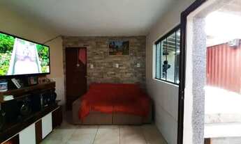 Imagem 5: Moradia Confortável de 3 Dormitórios com Suíte e Vaga de Garagem