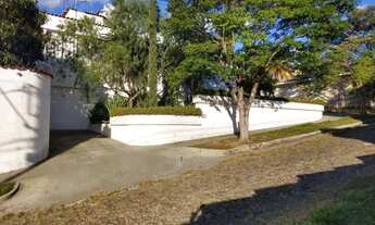 Imagem 5: Confira esta linda casa em bairro tradicional de Barbacena/MG - Mansões!