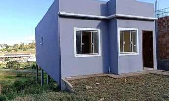 Imagem 2: Ótima Oportunidade: Casa Nova com Suíte e Terreno para Futuros Projetos