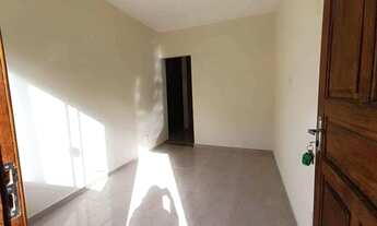 Imagem 3: Ótima Oportunidade: Casa Nova com Suíte e Terreno para Futuros Projetos