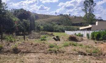 Imagem 2: Oportunidade: Lote de 1.007m² nas Quintas da Mantiqueira para sua Casa Própria!