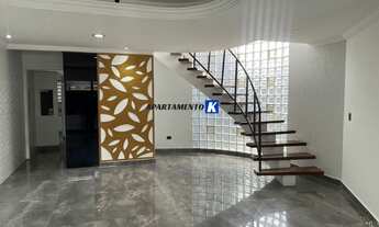 Imagem 3: Sobrado LOCAÇÃO - 246m² - 4 dormitórios, 1 suíte, 2 Vagas com Edícula, Corredor Lateral