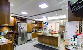 Imagem 7: Sobrado MOBILIADO p/ VENDA - 302m² - 3 dorms, 2 suítes, 4 Vagas - Pé direito Duplo - Espaç