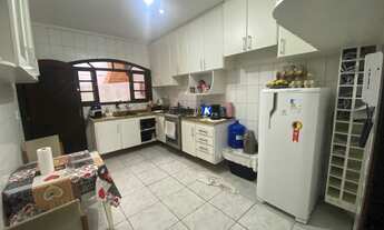 Imagem 7: Sobrado p/ VENDA - 186m² - 3 Dormitórios, 3 Suítes, 3 Vagas - Sala ampla - Churrasqueira