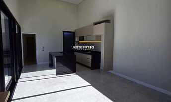 Imagem 4: Casa à Venda com 3 quartos, 3 banheiros, 3 vagas e 160m²