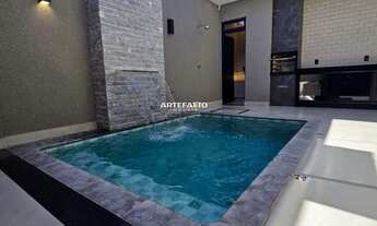 Imagem 3: Casa à Venda com 3 quartos, 3 banheiros, 3 vagas e 160m²